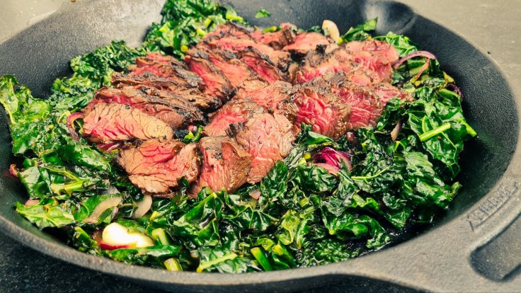 Onglet mit Schwarzkohl